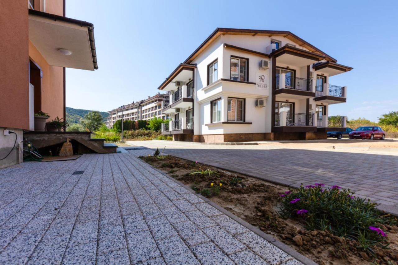 Guest House Theona Obzor Bagian luar foto