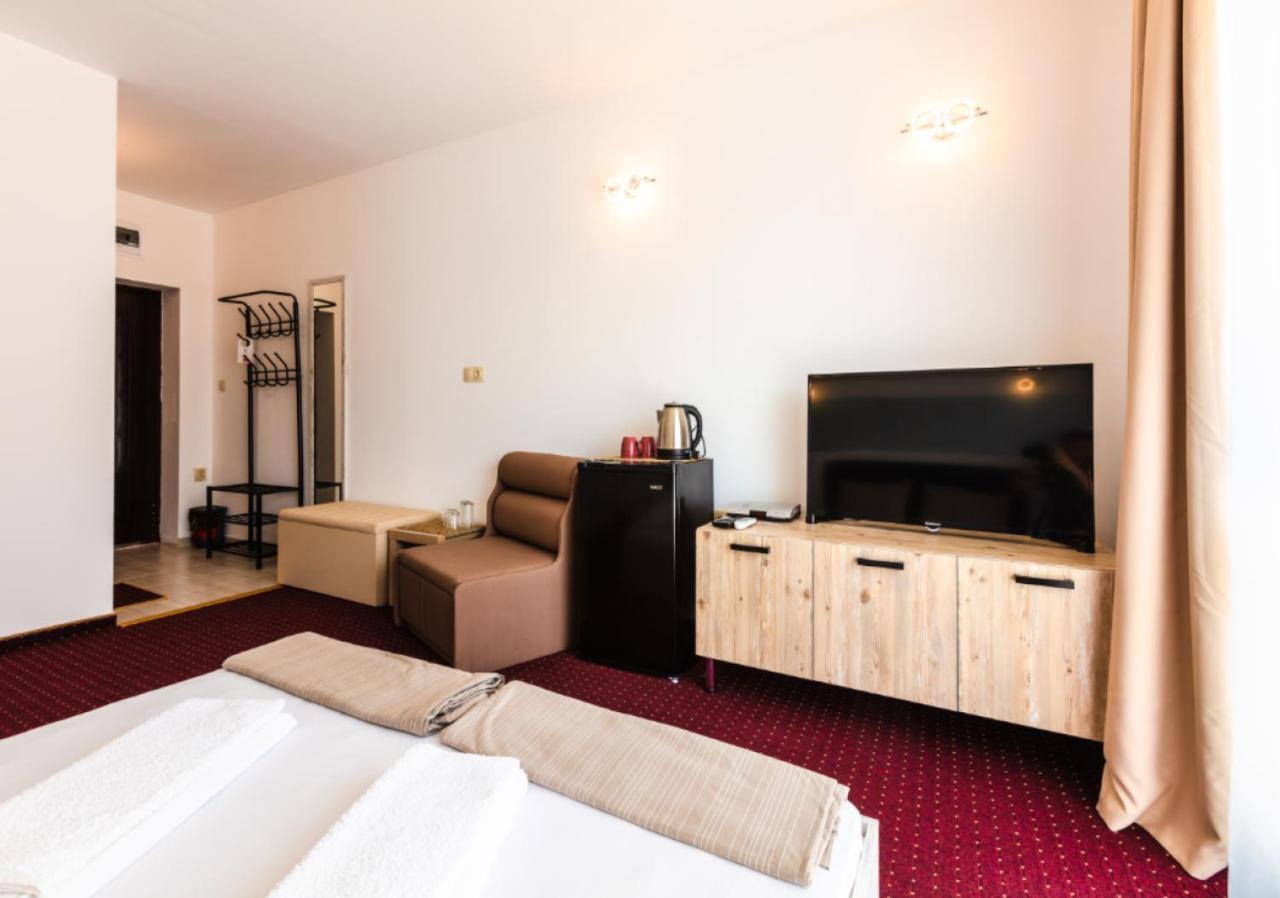 Guest House Theona Obzor Bagian luar foto