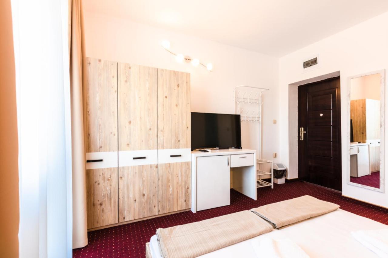 Guest House Theona Obzor Bagian luar foto