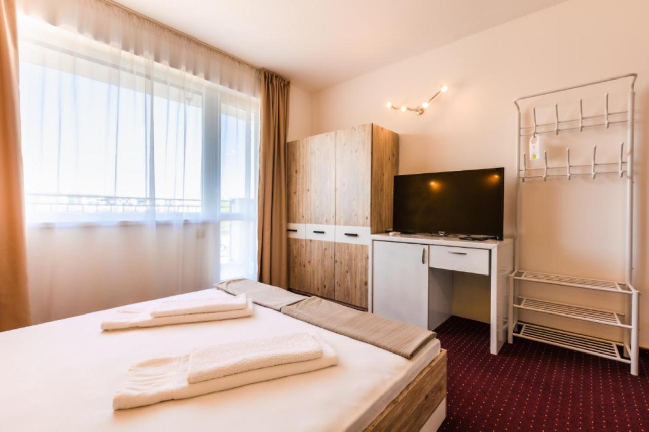 Guest House Theona Obzor Bagian luar foto