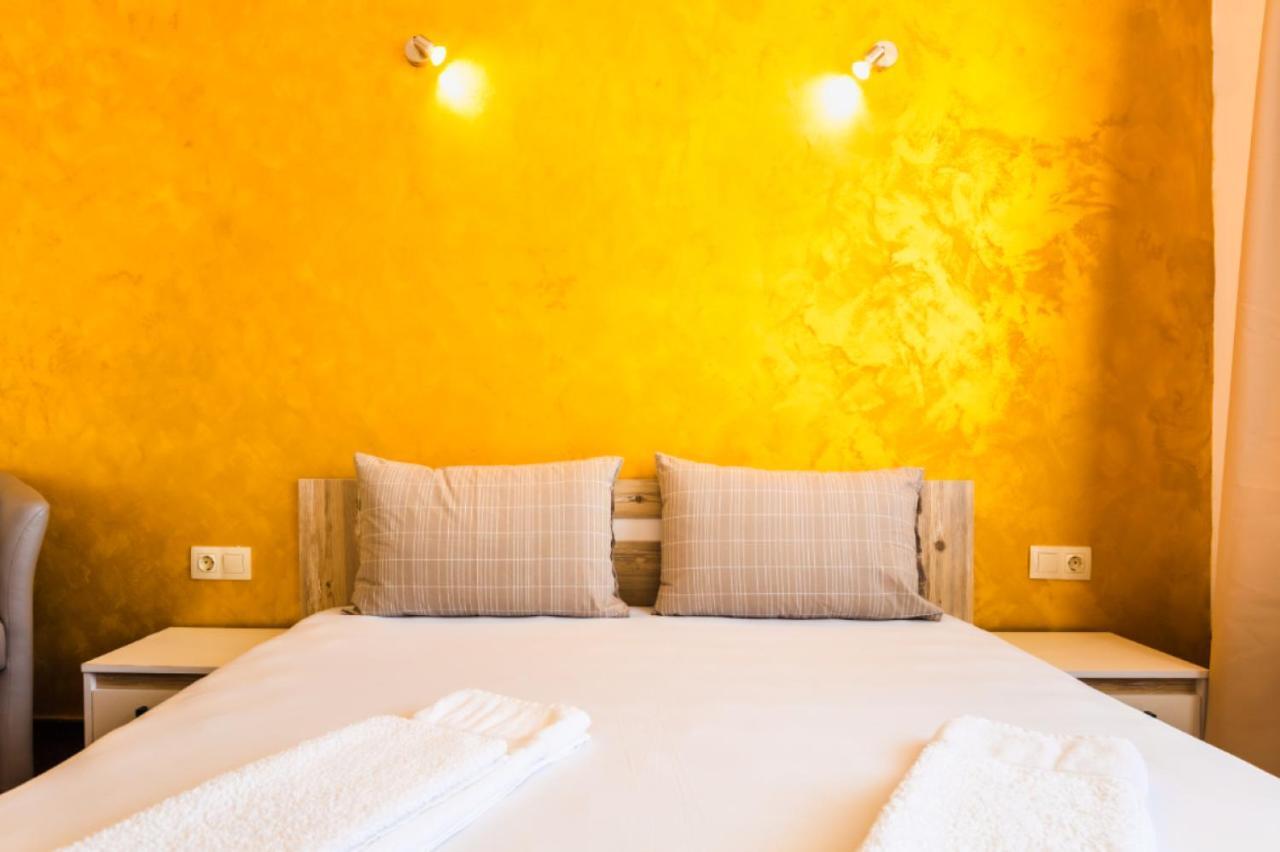Guest House Theona Obzor Bagian luar foto